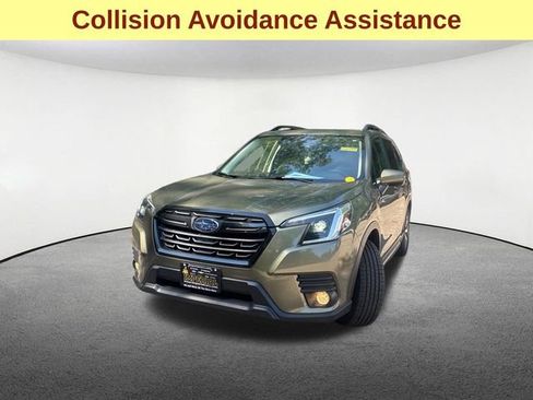 Certified 2023 Subaru Forester Premium AWD/4WD image 5