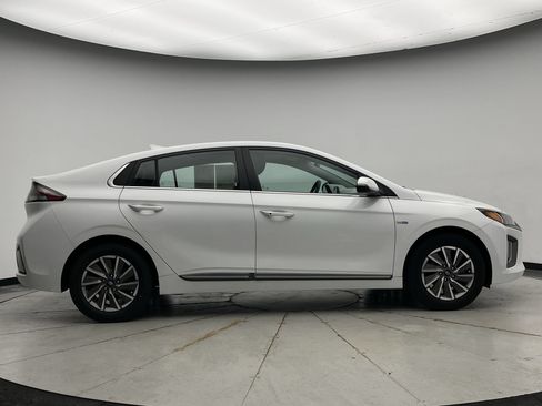 Used 2020 Hyundai Ioniq Limited FWD image 6