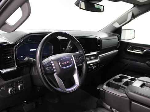 Used 2024 GMC Sierra 1500 SLT AWD/4WD image 26
