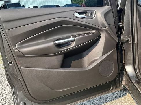 Used 2017 Ford Escape SE AWD/4WD image 17