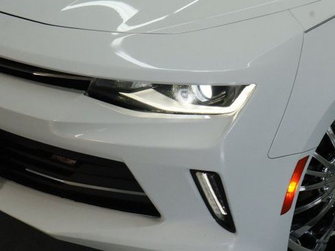 Used 2016 Chevrolet Camaro LT RWD image 2