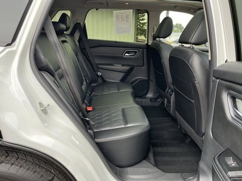 Used 2024 Nissan Rogue Platinum w/ Platinum Premium Package image 29