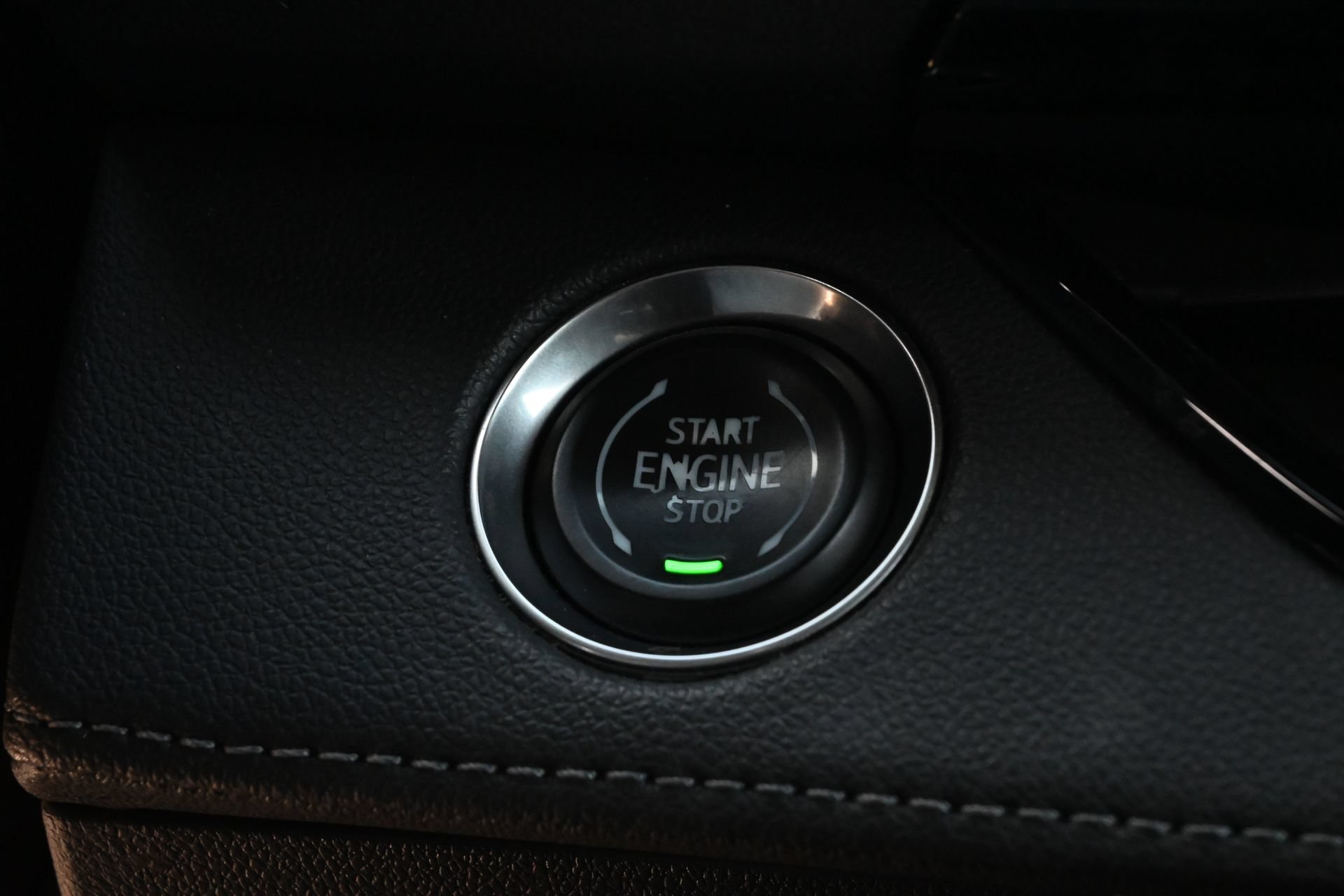 Used 2025 Buick Enclave Preferred FWD image 16