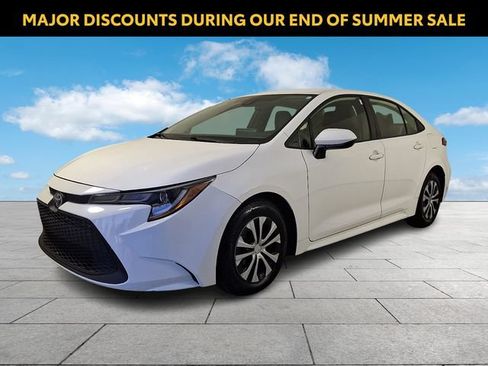 Used 2022 Toyota Corolla LE FWD image 4