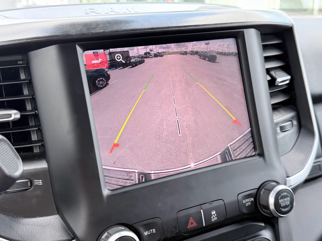 Used 2024 RAM 3500 Big Horn AWD/4WD image 18
