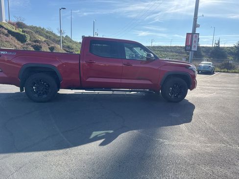 Used 2024 Toyota Tundra Limited w/ TRD Off-Road Package AWD/4WD image 8