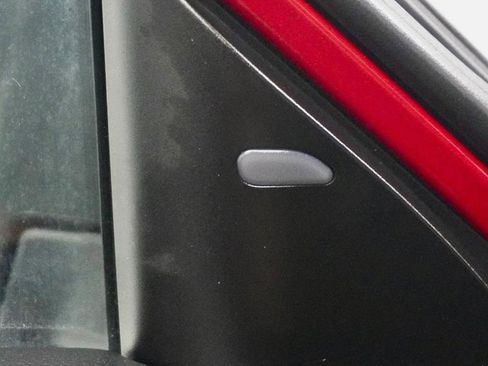 Used 2017 Nissan Rogue SV image 28