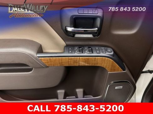 Used 2015 GMC Sierra 1500 SLT w/ SLT Crew Cab Value Package image 17