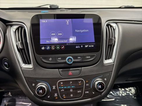 Used 2019 Chevrolet Malibu Premier image 16