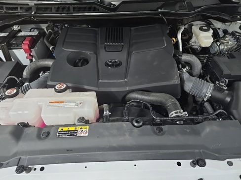 Used 2022 Toyota Tundra Limited image 12