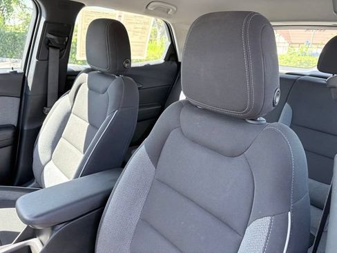 Used 2023 Chevrolet TrailBlazer LS FWD image 10