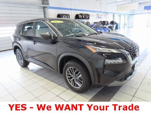 Used 2023 Nissan Rogue S image 15