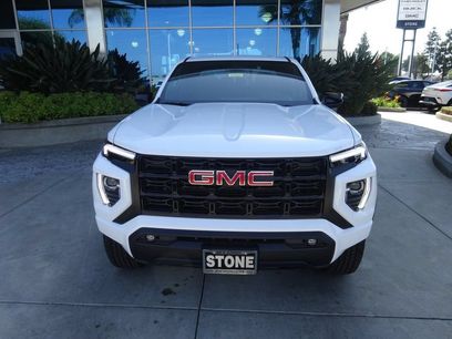 New 2026 GMC Canyon Elevation w/ Convenience Package