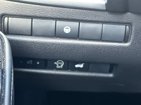 Certified 2024 Nissan Rogue SL w/ SL Premium Package FWD image 25