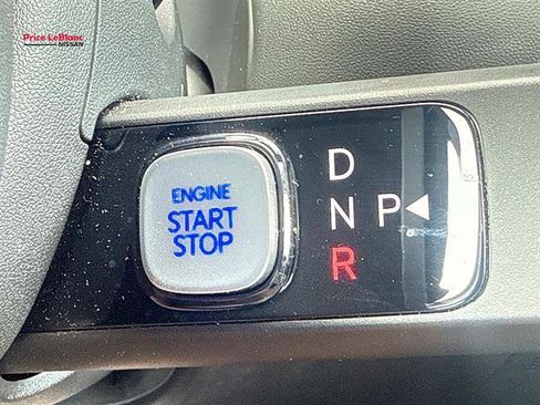Used 2026 Hyundai Palisade SEL FWD image 26