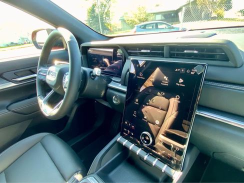 New 2026 GMC Terrain Elevation w/ Elevation Premium Package image 39