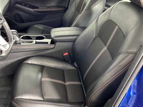 Used 2025 Nissan Altima 2.5 SR FWD image 12