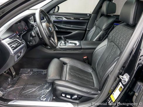 Used 2022 BMW 750i xDrive w/ Executive Package AWD/4WD image 11