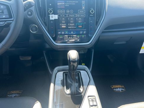 Used 2025 Subaru Crosstrek 2.5i Wilderness w/ Crosstrek Mirror Package image 15