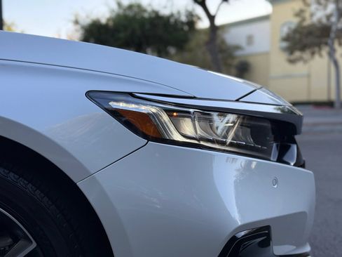 Used 2022 Honda Accord EX-L image 40