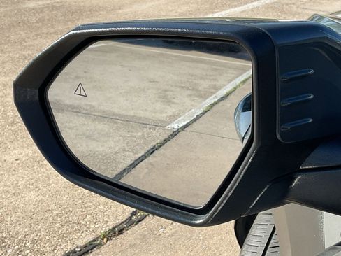 Used 2025 Hyundai Kona SEL image 11