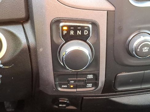 Used 2017 RAM 1500 Express w/ Black Ram 1500 Express Group image 12