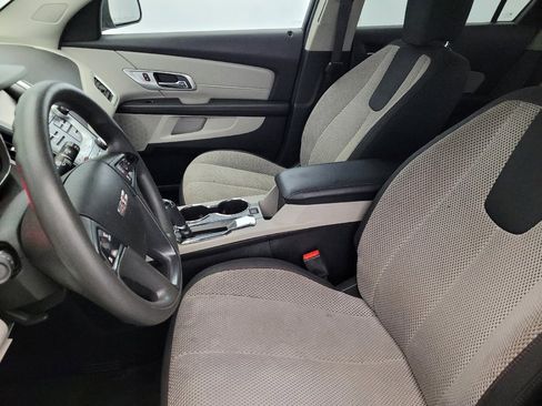 Used 2017 GMC Terrain SLE image 17