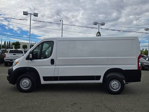 Used 2025 RAM ProMaster 1500 FWD image 8