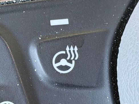 Used 2018 Chevrolet Volt LT w/ LT Driver Confidence Package image 28