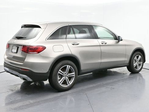 Used 2021 Mercedes-Benz GLC 300 4MATIC image 7