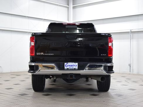 Used 2024 Chevrolet Silverado 2500 LTZ w/ LTZ Convenience Package AWD/4WD image 7