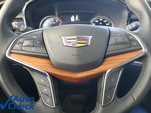 Certified 2025 Cadillac XT5 Premium Luxury FWD image 22
