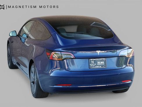 Used 2023 Tesla Model 3 Standard Range image 8