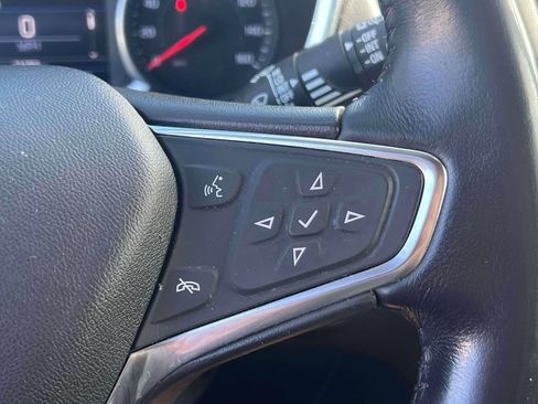 Used 2019 Chevrolet Equinox LT FWD image 22