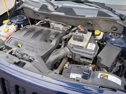 Used 2014 Jeep Patriot Latitude w/ All Weather Capability Group image 33