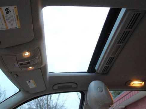 Used 2015 Mercedes-Benz ML 350 4MATIC image 23