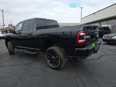 Used 2024 RAM 2500 Big Horn w/ Night Edition image 4