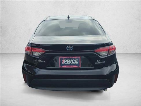 Used 2024 Toyota Corolla LE FWD image 7