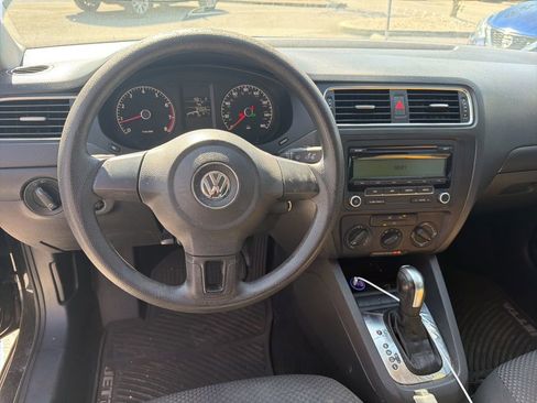 Used 2011 Volkswagen Jetta Sedan image 11