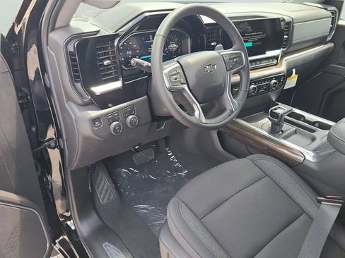 New 2026 Chevrolet Silverado 1500 RST AWD/4WD image 18