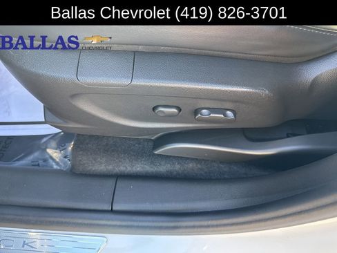 Certified 2022 Buick Encore Preferred w/ Safety Package image 3