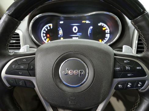 Used 2017 Jeep Grand Cherokee Overland w/ Jeep Active Safety Group image 17