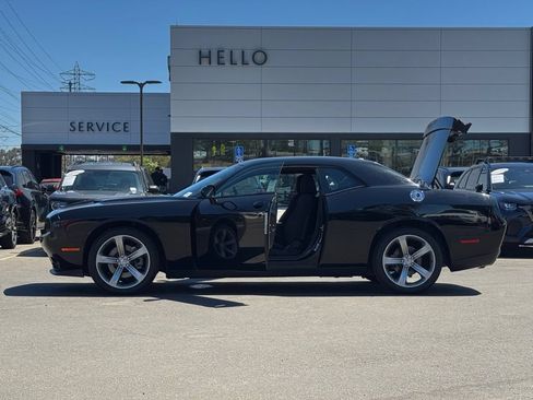 Used 2015 Dodge Challenger SXT w/ Super Sport Group (SS/T) RWD image 27