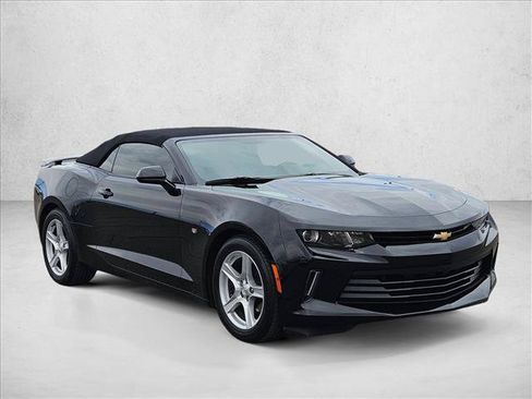 Used 2016 Chevrolet Camaro LT RWD image 6