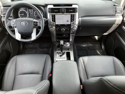 Used 2024 Toyota 4Runner TRD Sport image 9