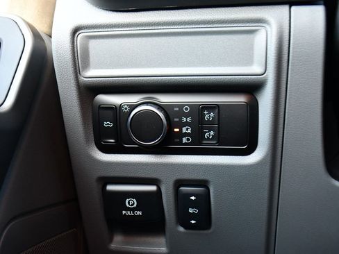 New 2025 Ford F150 Lightning XLT image 27