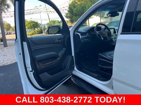 Used 2019 Chevrolet Suburban LT AWD/4WD image 4