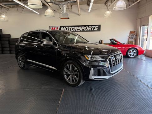 Used 2021 Audi SQ7 Premium Plus AWD/4WD image 12