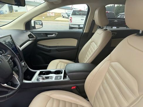 Used 2024 Ford Edge SEL w/ Convenience Package AWD/4WD image 8