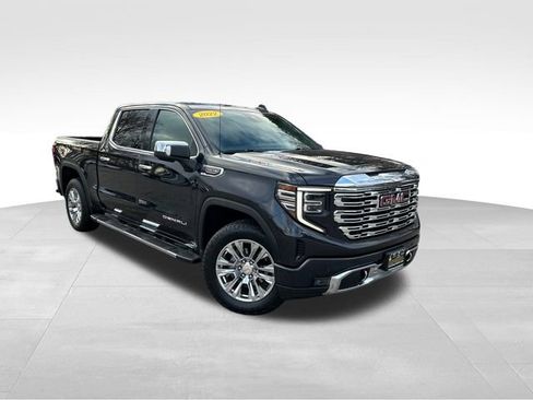 Used 2022 GMC Sierra 1500 Denali image 2
